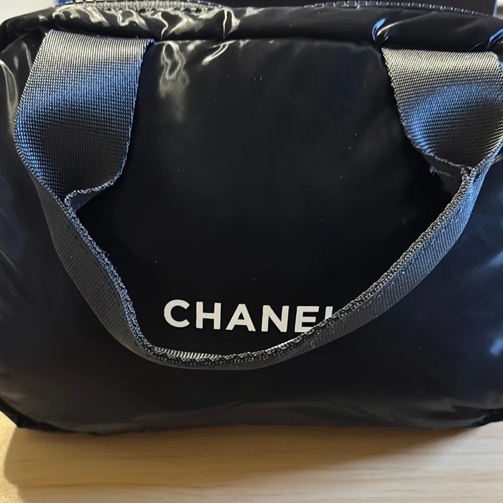 CHANEL Black Puff Cosmetic Bag w/Straps - Picture 5 of 8